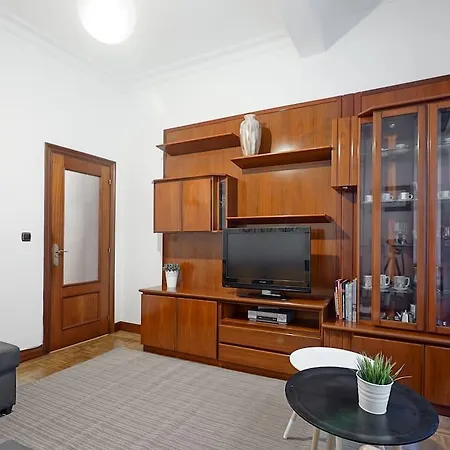 Apartamento Kursaal Apartment *